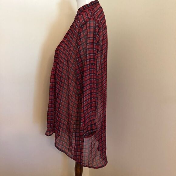 Weavers Red Plaid Tuxedo Pleated Chiffon Top Sz M - Picture 2 of 5